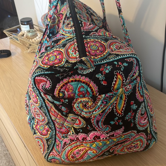 Vera Bradley large duffel bag - Picture 2 of 3